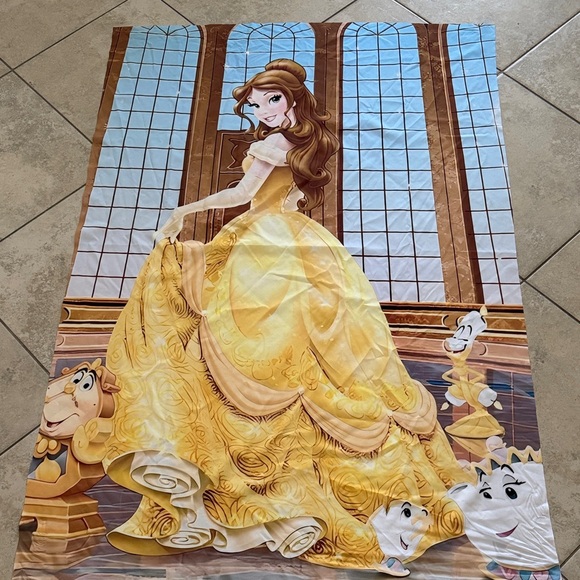 Disney Princess Belle Golden and White Cutout, 2 different backdrops - Picture 11 of 13
